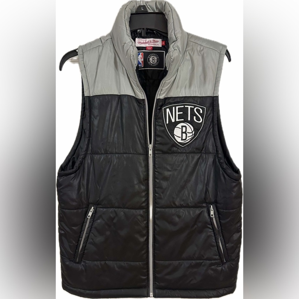 EUC Brooklyn Nets Mitchell and Ness Team Vest, like new, size Small, NBA tag